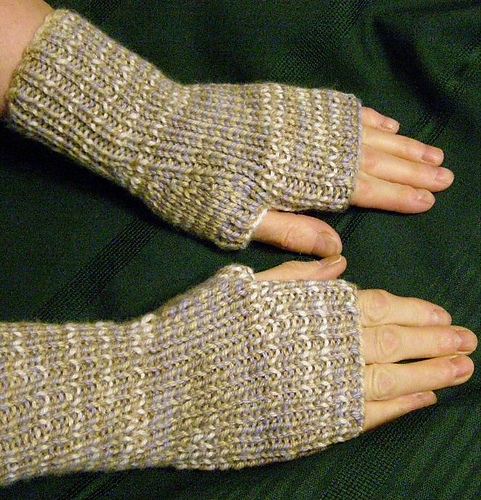 Fingerless Mitts photo 3