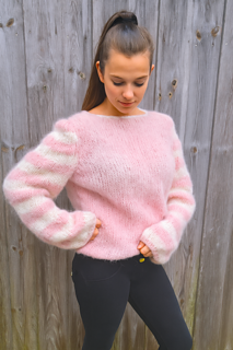 Knit pullover chunky rose cream