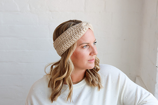 The Maplewood Ear Warmer