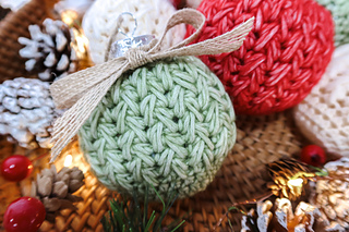 Maplewood Bauble Set