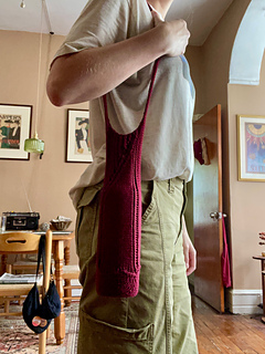 A finished test knit from Kimmy Cook (@kimmy_coco)!