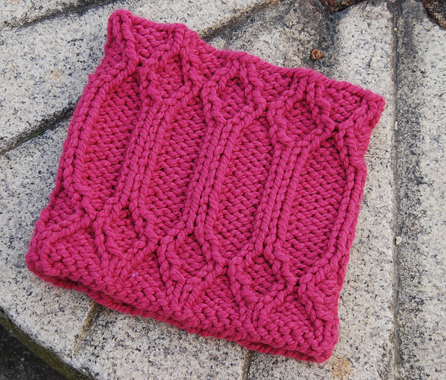 Ravelry Which End Up? pattern by The Worcester Knitting Company