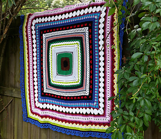 Ravelry: Wonderland pattern by Elizabeth Mareno