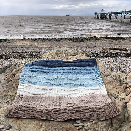 Ravelry Sunny Baby Beach Blanketscape pattern by Anne Le Brocq