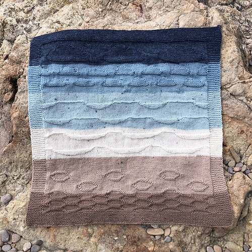 Ravelry Sunny Baby Beach Blanketscape pattern by Anne Le Brocq