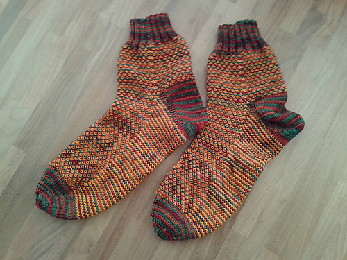 Striped socks with JOGLESS color transition photo 11