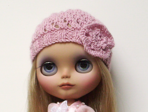 Lacy hat pattern for Blythe dolls photo 1
