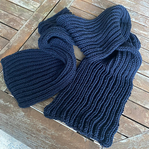 Basic Brioche Scarf