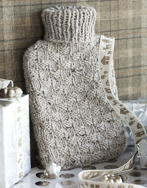 Ravelry 32 Hot Water Bottle Cozy pattern by Annabelle Speer
