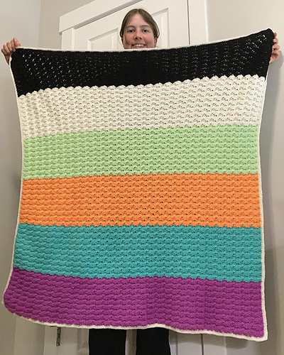 Spooky Shells Easy Blanket