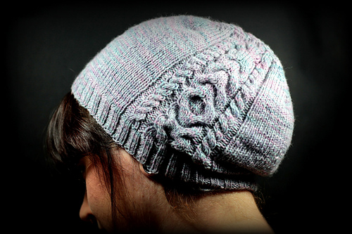 Slouch – a cable knit hat photo 6