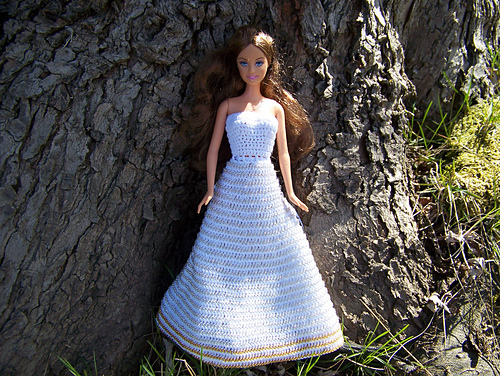 Miss Louise's Barbie Dress photo 1