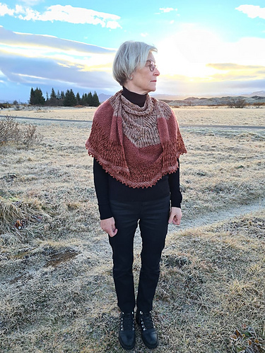 Karolina-sjal - Brynja Björk