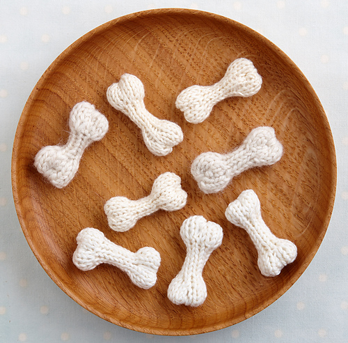 Liten hundebein - Julie Williams