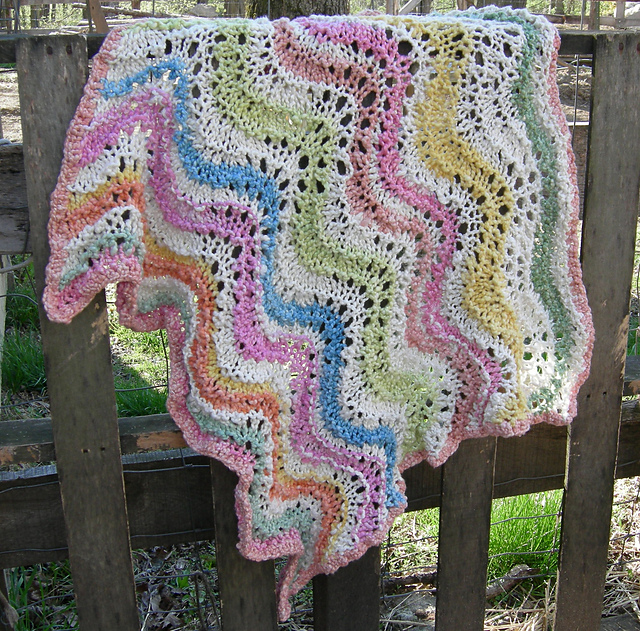 Ravelry Baby Waves II Afghan pattern by Carol M. Martin