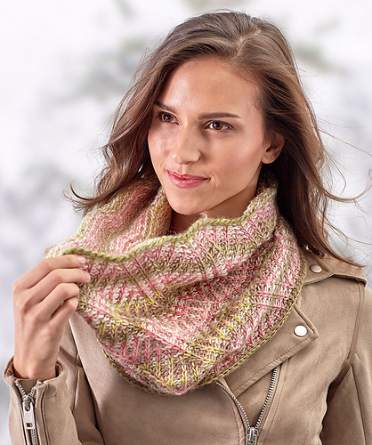 Breathtaking Brioche Cowl photo 2