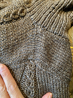 Sleeve cap at shoulder