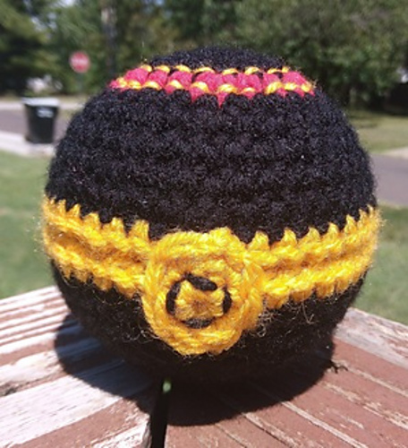 Openable Luxury Ball (Pokemon)