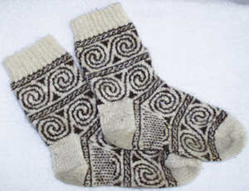 Celtic Spiral Sokker - Catherine Devine