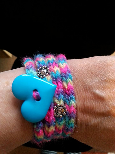 Icord Bracelet - ceecees crafts