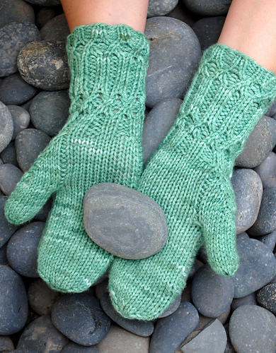 Moorish mittens and hat photo 5