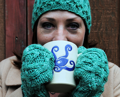 Moorish mittens and hat photo 2