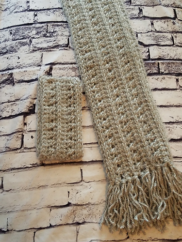 Hugs and Kisses Scarf Set photo 2