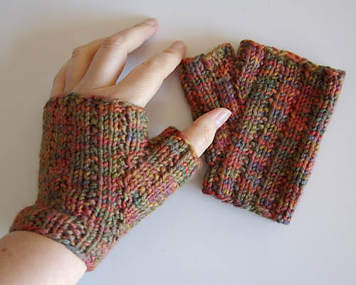 Lazy Rib Fingerless Mitts photo 2