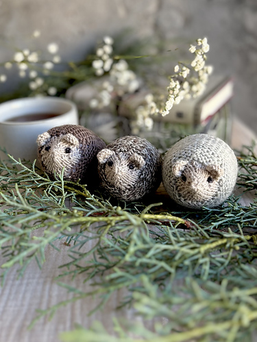 Little Knit Hedgehogs photo 3