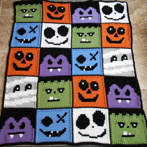 Spooky blanket - Jody Pyott