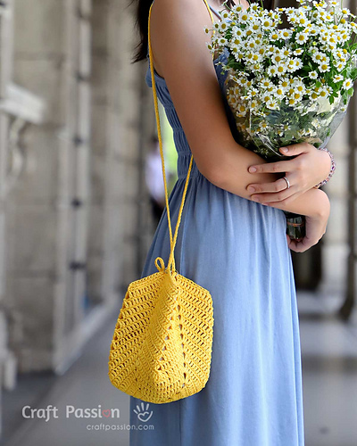 Chevron Bucket Bag photo 2