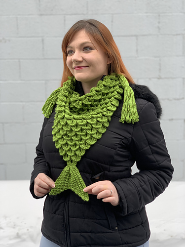 Mermaid Triangle Scarf photo 4