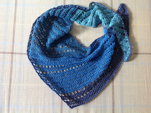 Pixie Shawlette photo 7