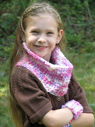 Snow Princess Neck Warmer & Cuff Set photo 1