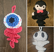 3 spooky fast and easy Halloween Decorations to crochet. Scrap Busters