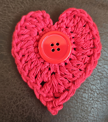 heart crochet pattern to turn a tee into a tank