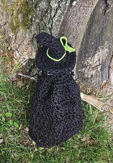 Back of witch crochet pattern