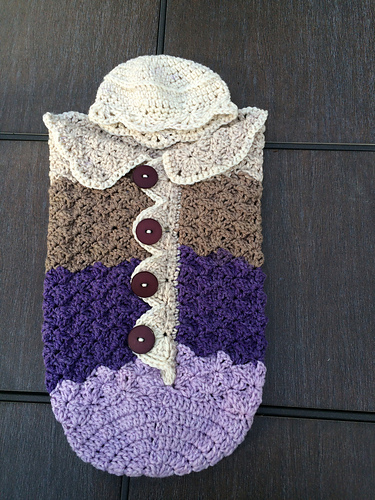 Button-Up Baby Cocoon and Hat photo 1