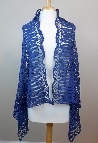 Elegant Motif Shawl photo 9