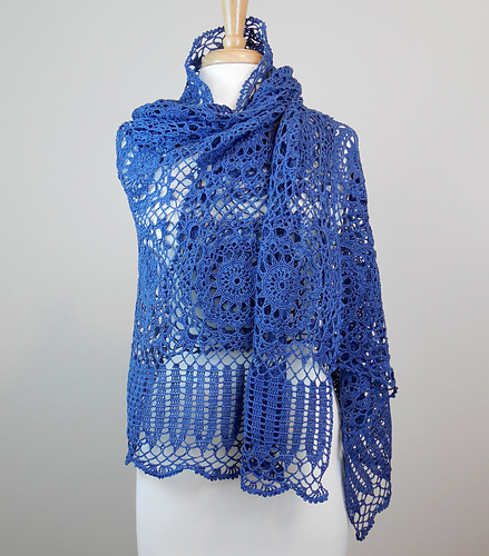 Elegant Motif Shawl photo 1