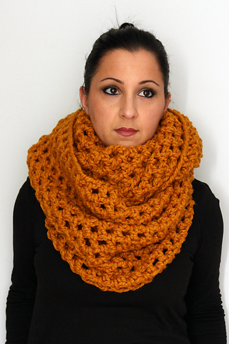Oversized Infinity Scarf n Cowl photo 3