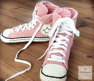 Crochet on sale converse sneakers