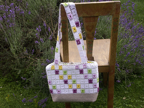 Flowering meadow bag photo 1