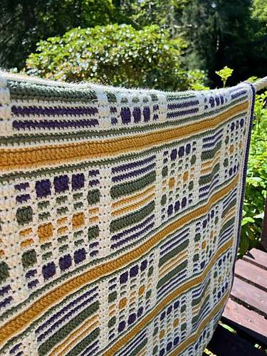 Ravelry: Peggy pattern by Moira Douglas