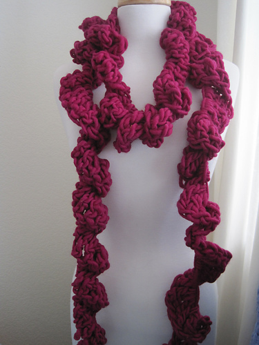 Burly Twirly Scarf & Hat Set photo 1
