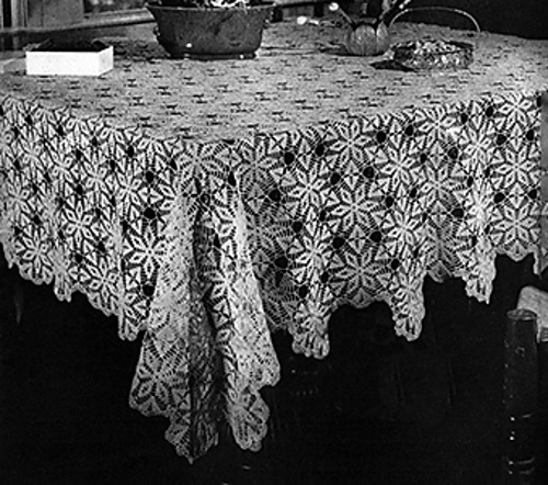 Mountain Laurel Tablecloth #7644 photo 3