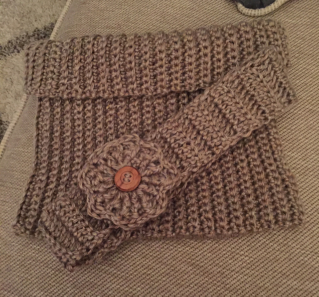 Ravelry debgriff57's Cozy Ribbed Neck Warmer