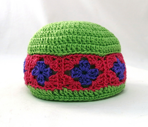 Granny Square Baby Gift Set photo 3