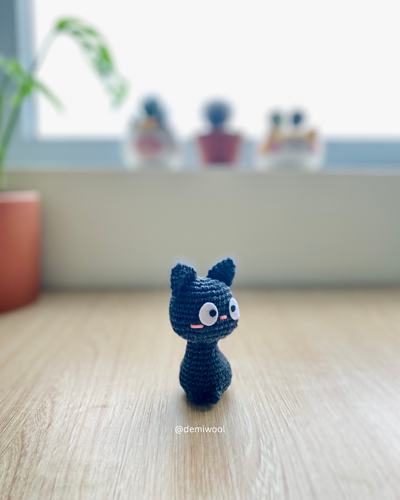 Jiji den svarte katten - Demi Tran