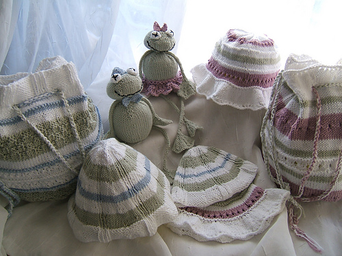 Polly & Sam Frog Baby Ensemble photo 1